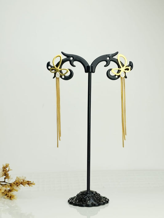 ARO COLGANTE CON DISEÑO DE MARIPOSA EN ACERO QUIRURGICO