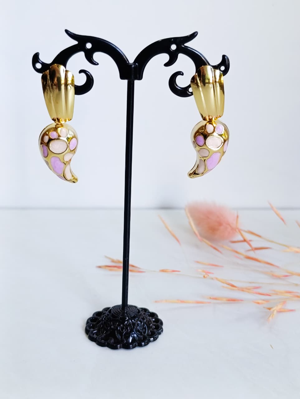 ARO ESMALTADO DORADO EN ACERO QUIRURGICO