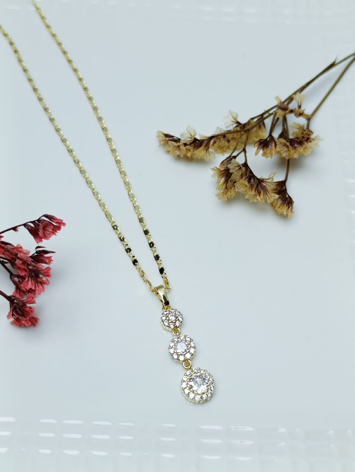 COLLAR COLGANTE TRIPLE EN ACERO QUIRURGICO