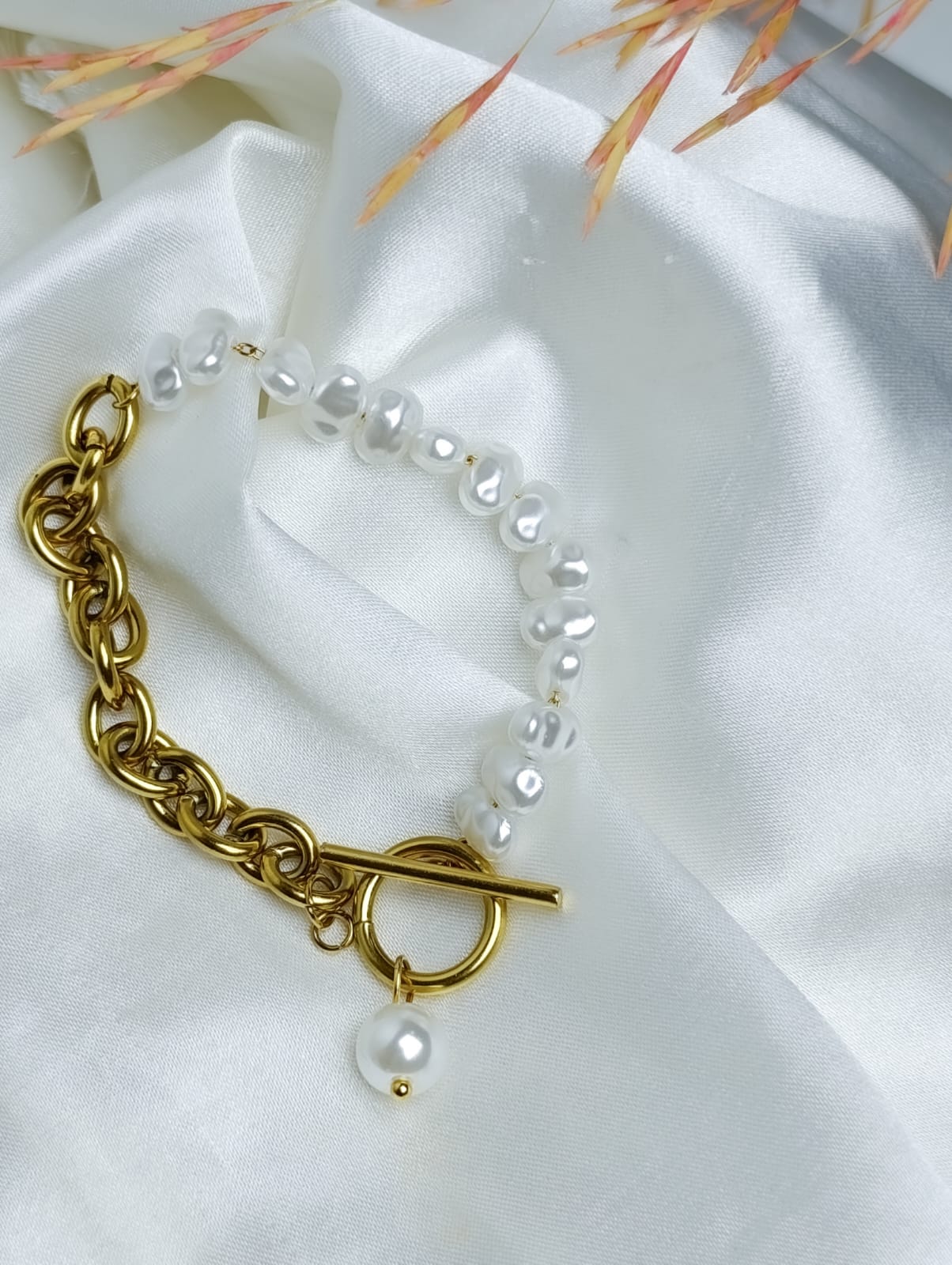 PULSERA PERLAS EN ACERO QUIRURGICO